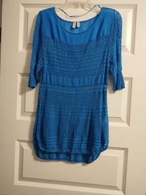 Women’s Blue Knit Tunic Top